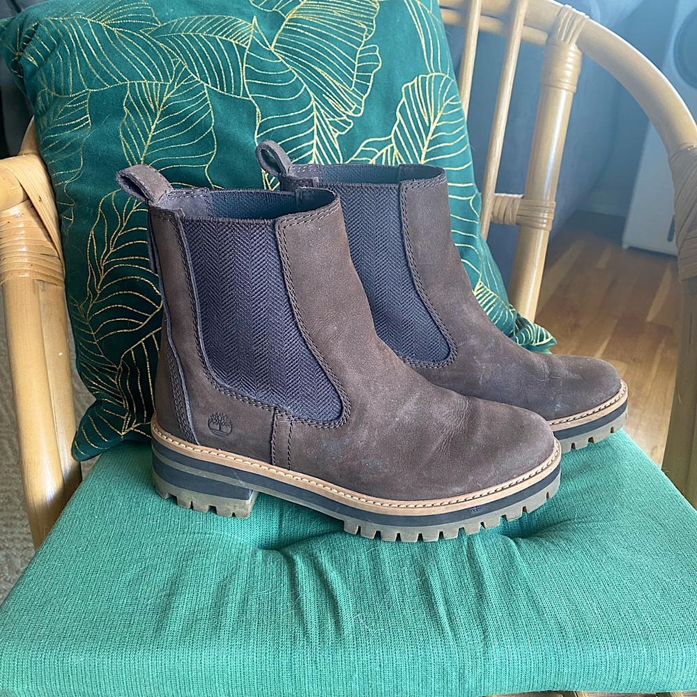 Timberland Chelsea Boots, size 7.5
